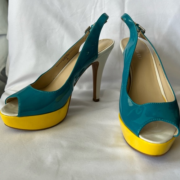 Nine West Iwanto Multi-color Blue and Yellow Slingback Platform Pumps Size 6 - Picture 7 of 15